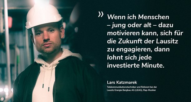 auf der linken Seite ist ein Mann abgebildet und auf der rechten Seite ist ein Zitat von ihm