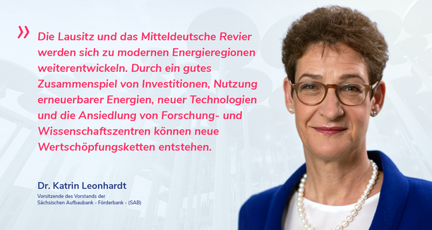 auf der rechten Seite ist eine Frau abgebildet und auf der Linken Seite steht ein Zitat von ihr