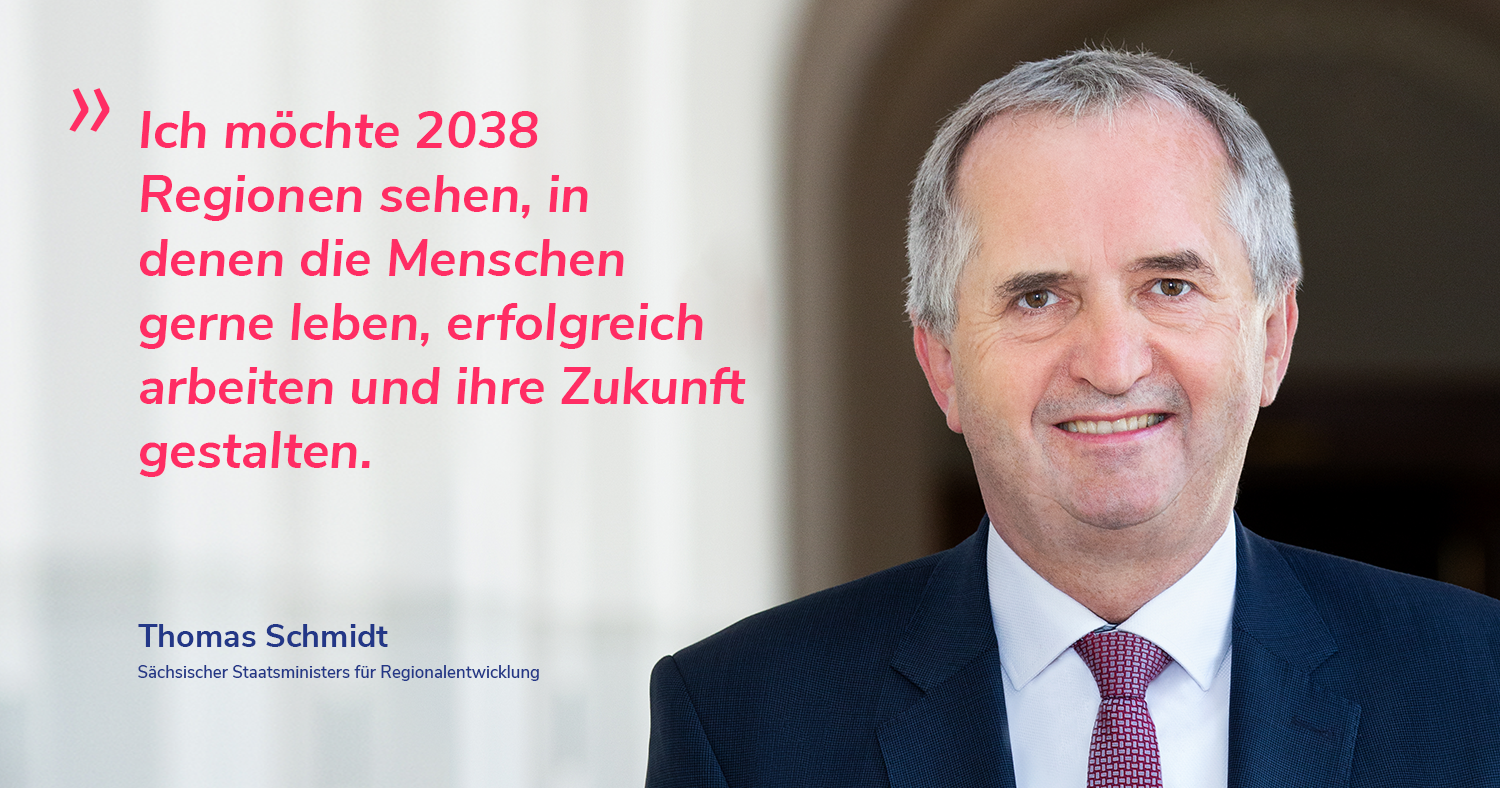 auf der rechten Seite ist ein Mann abgebildet und auf der linken Seite ist ein Zitat von ihm